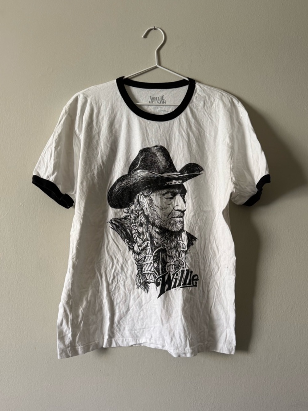 Willie Nelson Tour Tshirt, size large
